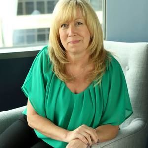 Meet your Posher, Holly